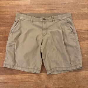 Weatherproof khaki tan golf casual shorts size 40
 b23